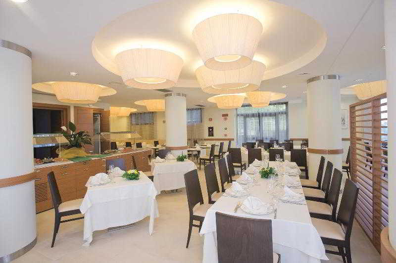 Hotel Vittoria San Giovanni Rotondo Ngoại thất bức ảnh