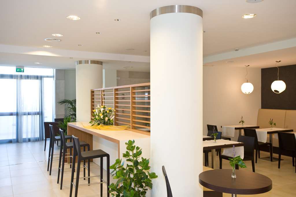 Hotel Vittoria San Giovanni Rotondo Nhà hàng bức ảnh
